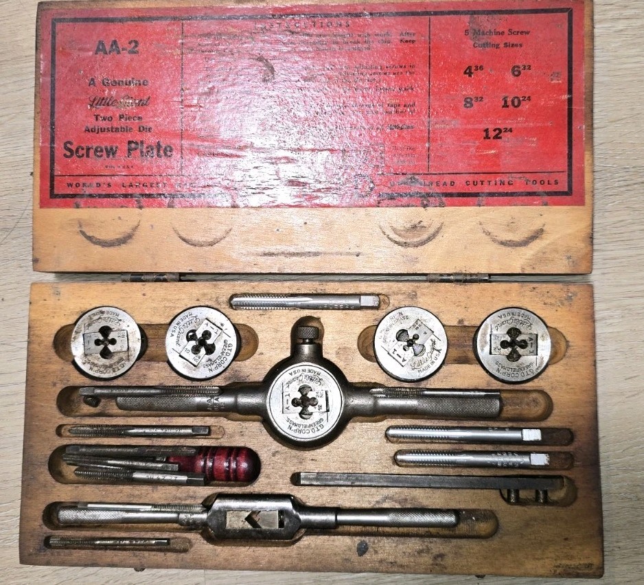 Vintage GTD Greenfield Little Giant AA-2Screw Plate Tap & Die Set USA Wood Box