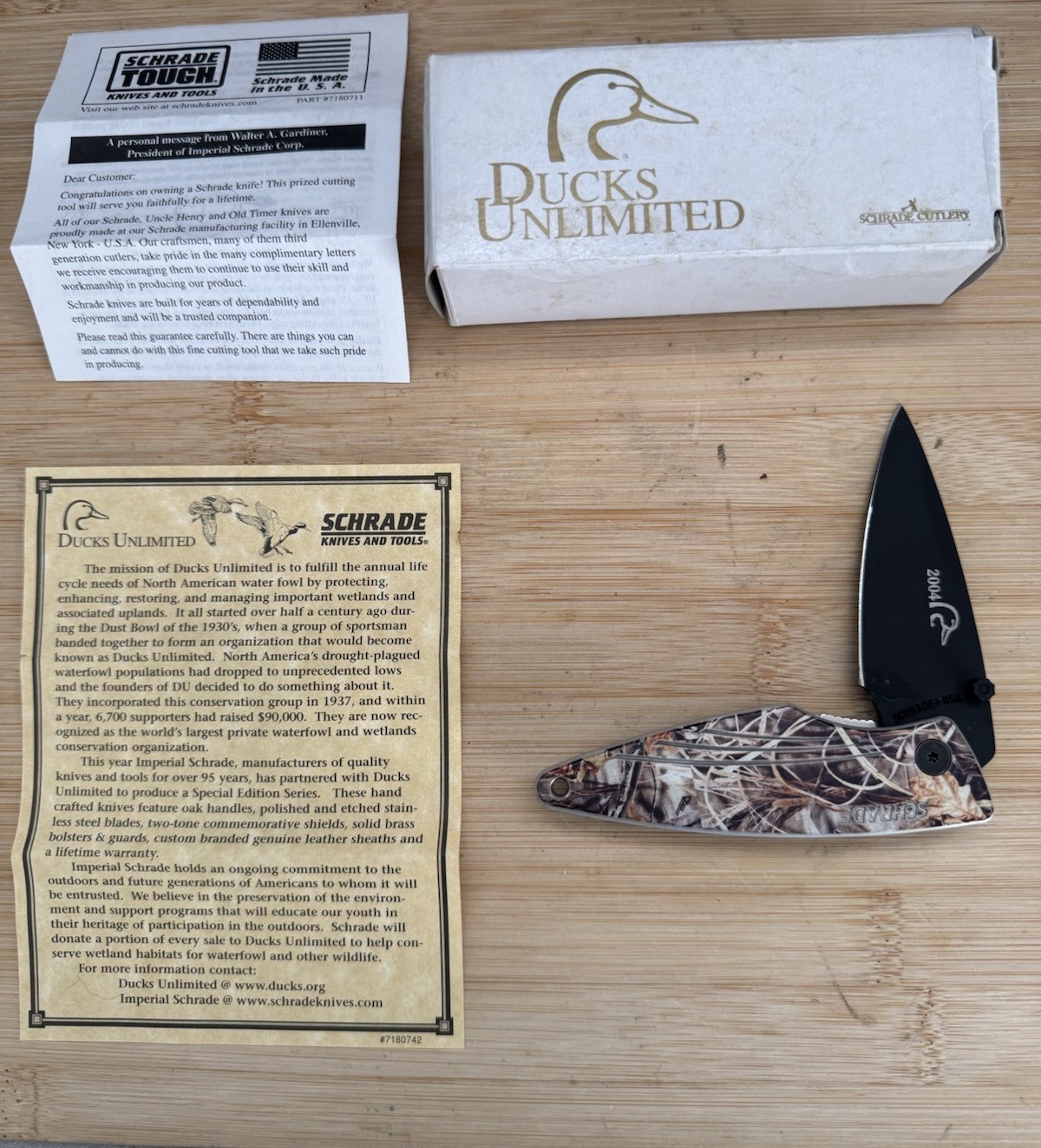Schrade Ducks Unlimited 2003 Camo Pocket Knife (RARE)