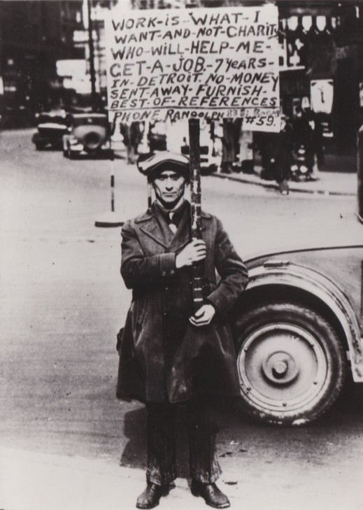 1976 Press Photo Unemployed Detroit Man with Picket sign during Depression 1930