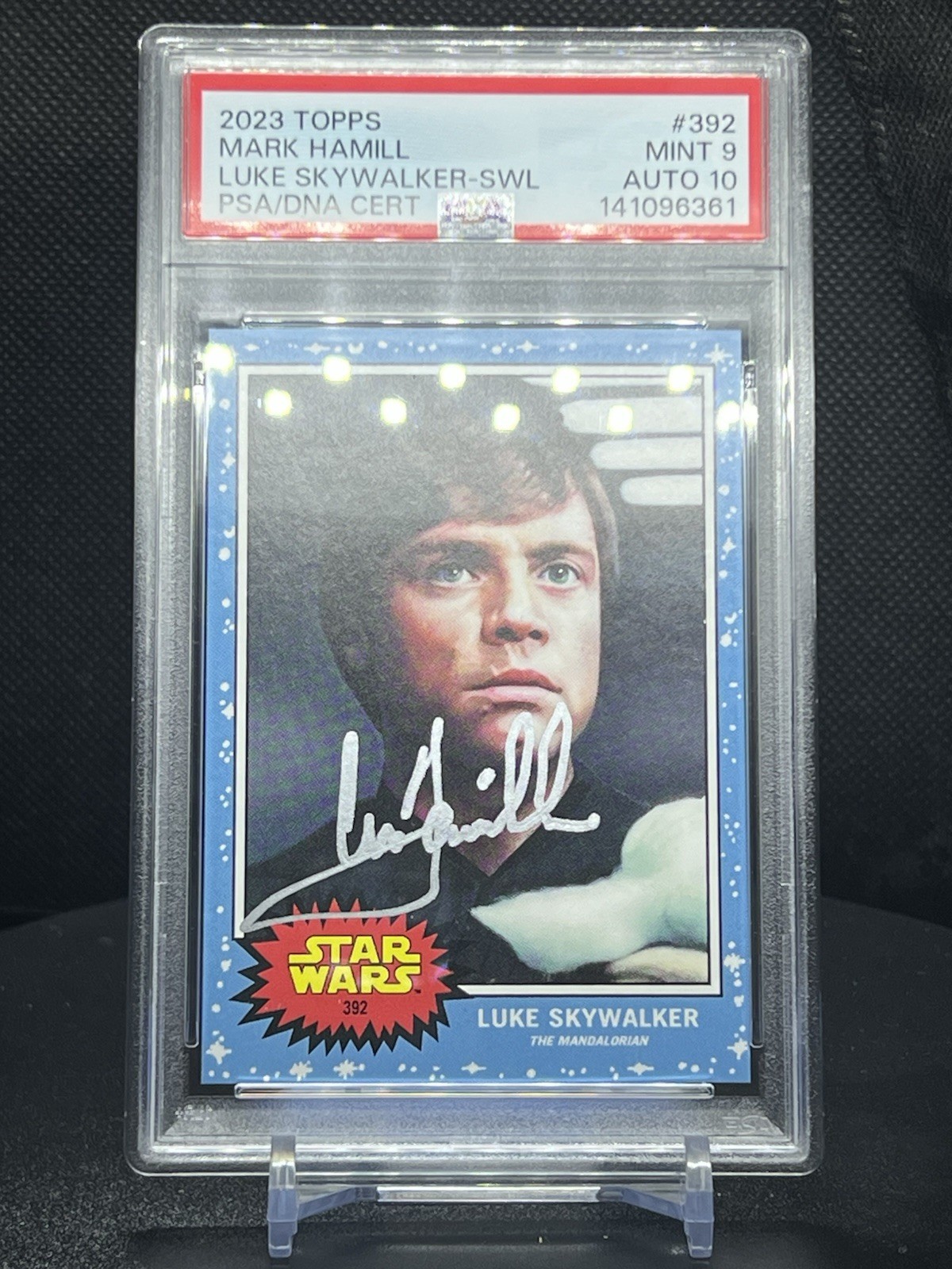 Topps Star Wars Living Set Luke Skywalker Mark Hamill PSA 9 Auto 10 Mandalorian