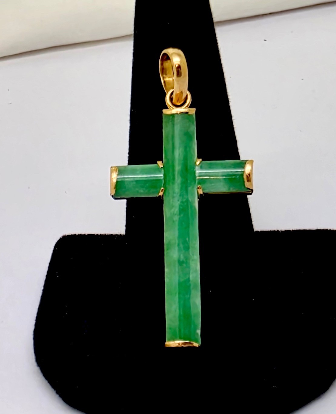VINTAGE 18K SOLID GOLD MOUNTED JADE CROSS PENDANT,1 3/4
