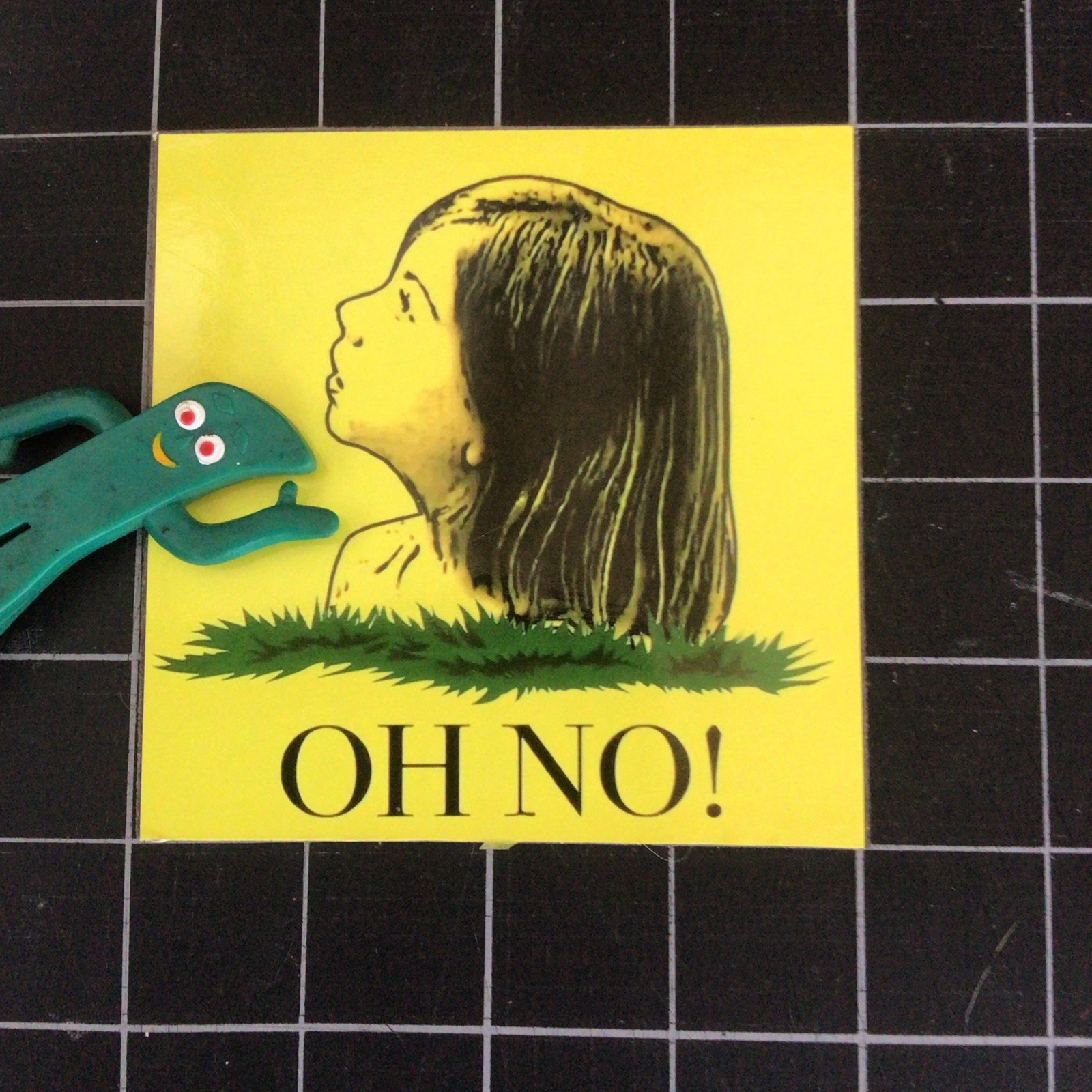 OH NO fridge Magnet.  Share Your Angst.