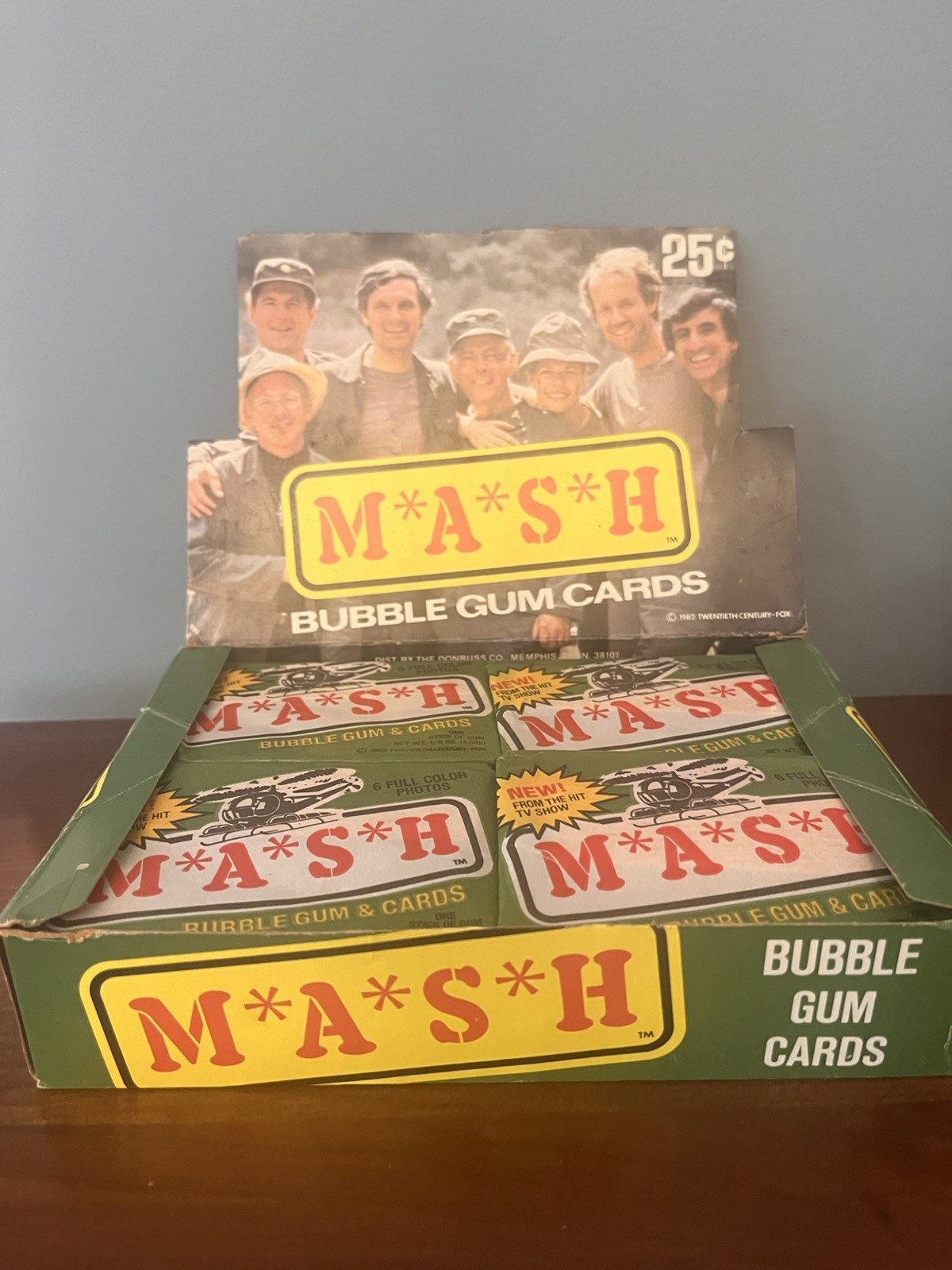 1982 Donruss M*A*S*H Bubble Gum Cards Wax Box 36 Packs