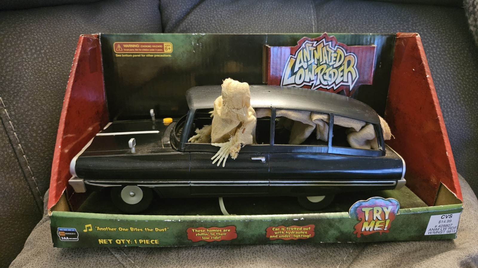 GEMMY HALLOWEEN ANIMATED LOWRIDER HEARSE:  