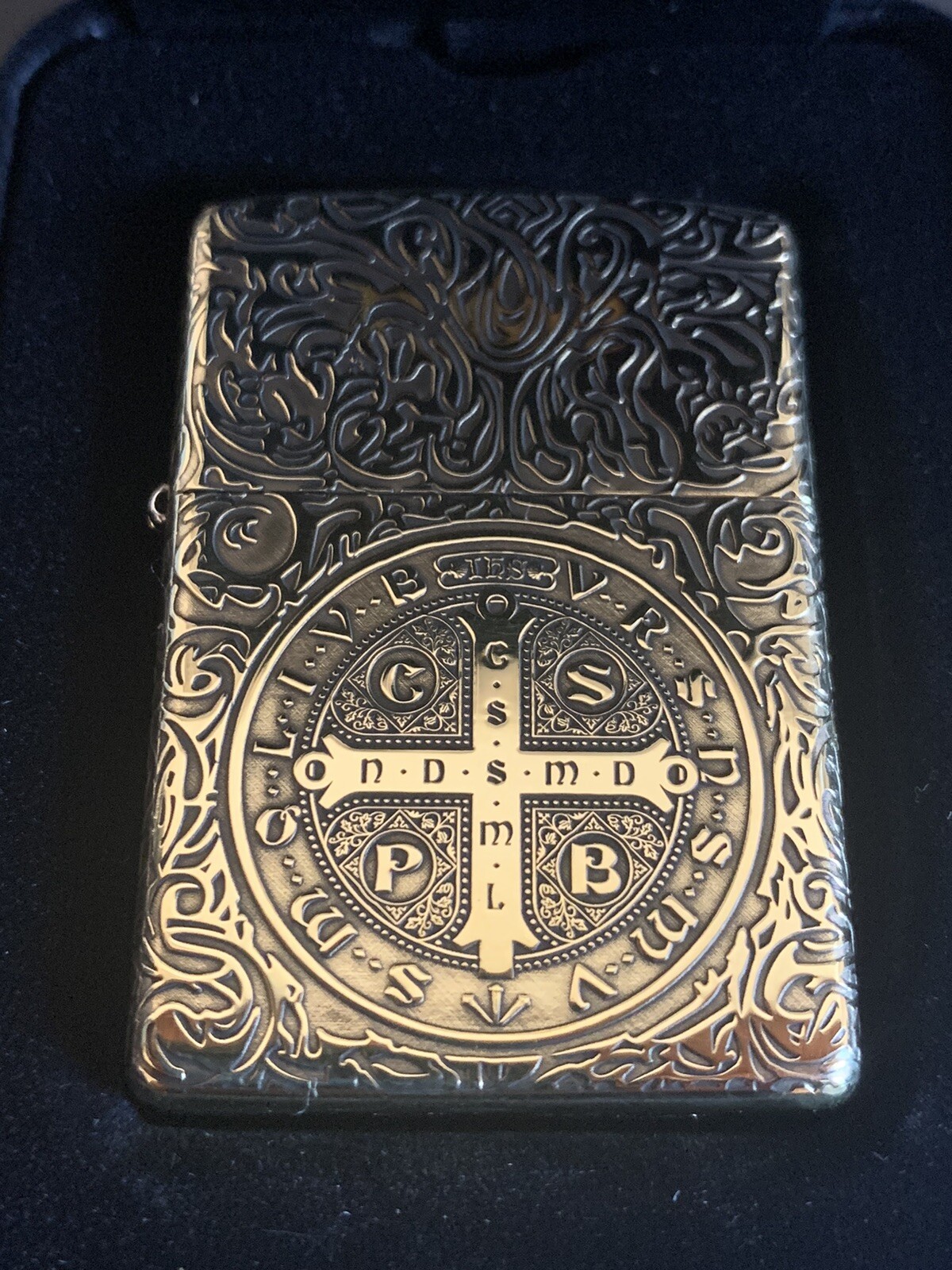 RARE Zippo Lights Armor 5-side Constantine in velvet Box