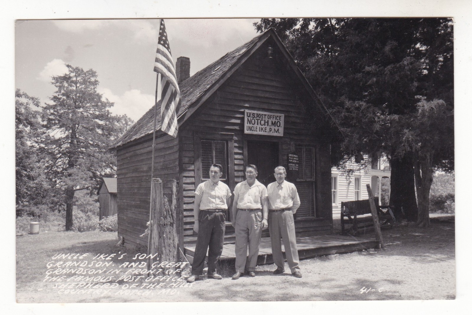 1940 RPPC NOTCH MISSOURI UNKLE IKE SON GRANDSON & GREAT POST OFFICE POSTCARD MO