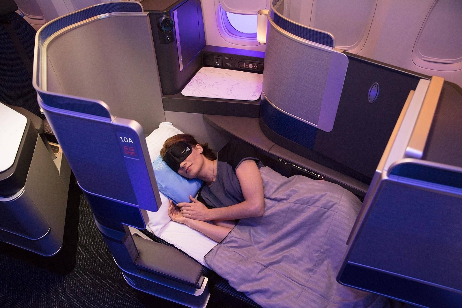 United Airlines 1K plus points travel advice - expires 1/31/27