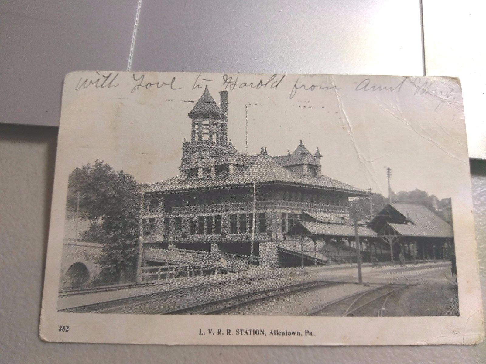 Vintage  Postcard L.V.R.R. Station Allentown Pa.  Posted 1904