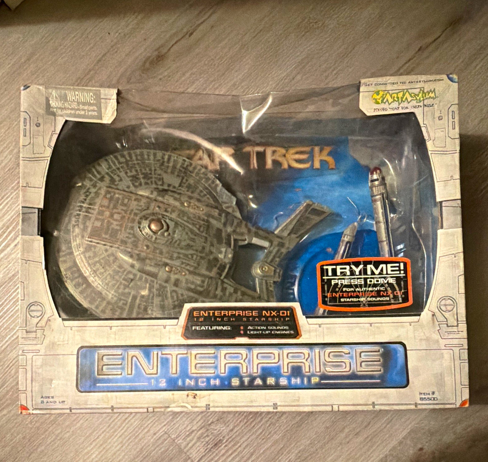 Art Asylum Star Trek Enterprise NX-01 12\
