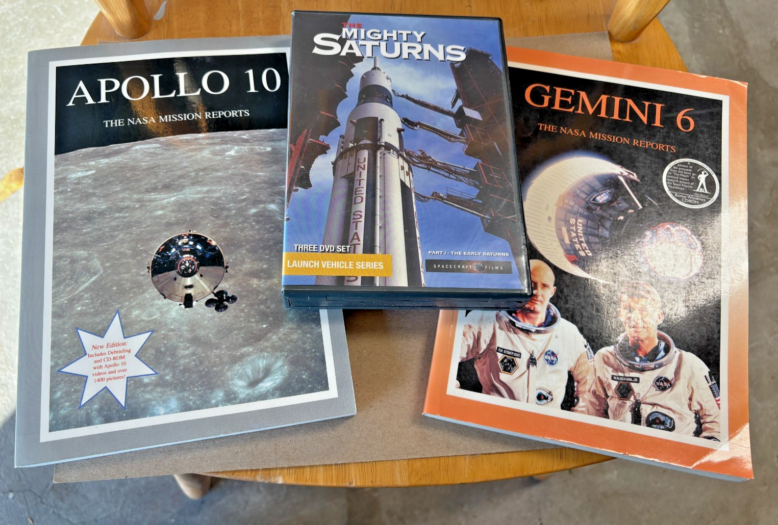 Apollo 10, Gemini 6 NASA Mission Reports w/CD ROMs & Mighty Saturn 3 DiscDVD Set