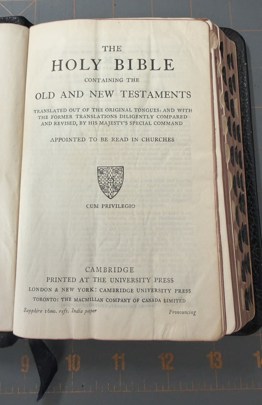 Vintage Cambridge Sapphire KJV Bible 16mo India Paper Thumb Index Pronouncing