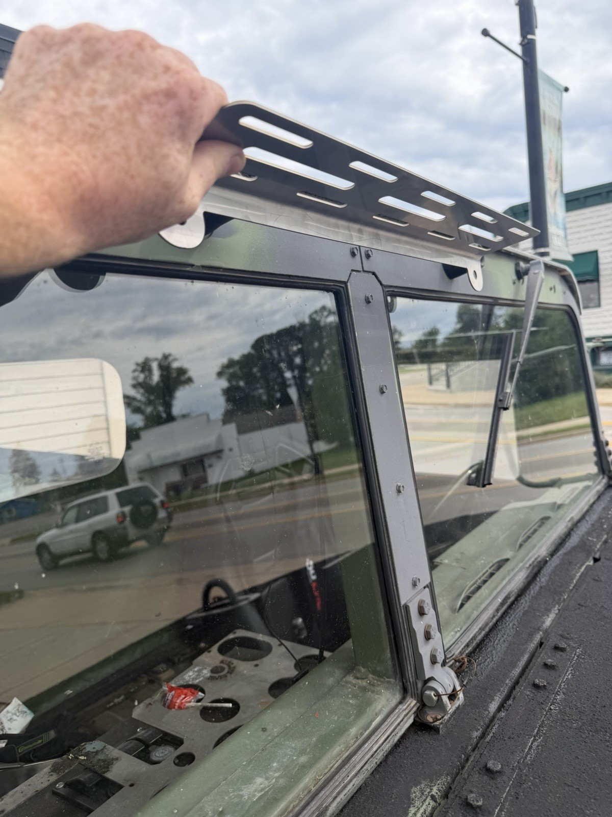 LIGHT BAR MOUNTING BRACKET FOR HMMWV/ HUMVEE / H1 M998 M1123 M1045 Stainless