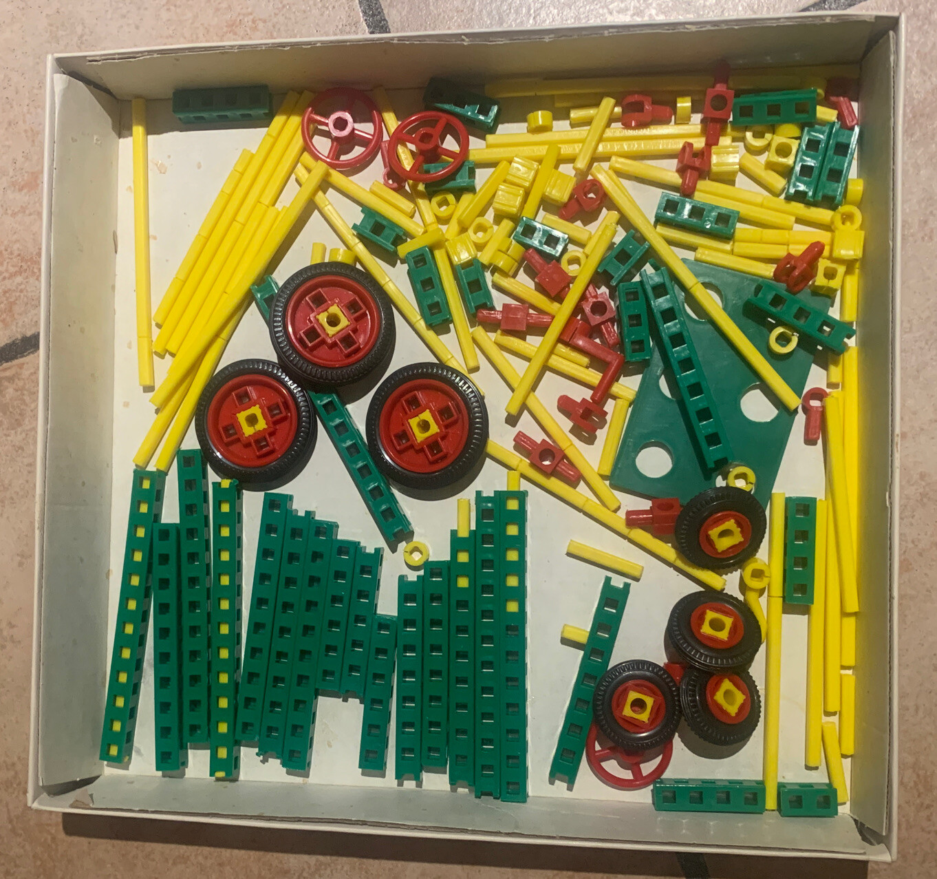 UHL Plast Probi No.200 Building Kit Vintage