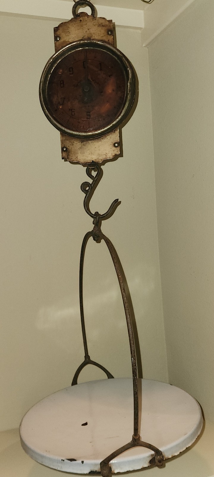 Antique LF&C Hanging Scale With Porcelain Enameled Platform, 30 Pounds