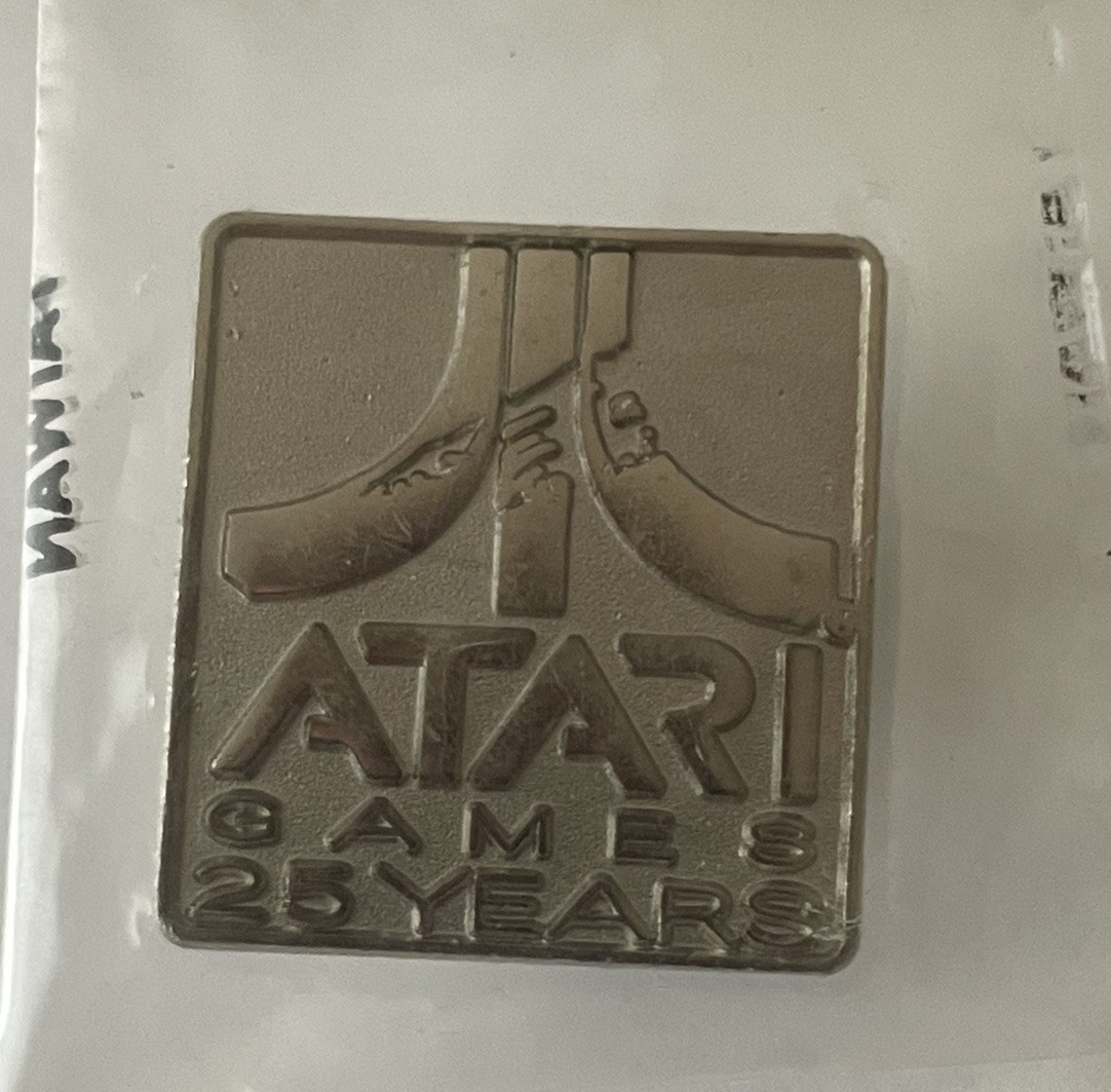 Vintage 1997 Atari Video Game Company 25th Anniversary 25 Years Pinback Pin NOS