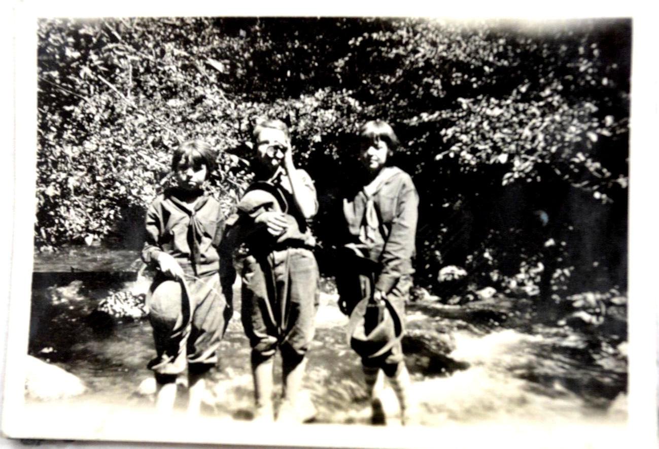 Scarce Original 1918 photo of Three Boy Scouts in New York 1918 B&W 2.4\