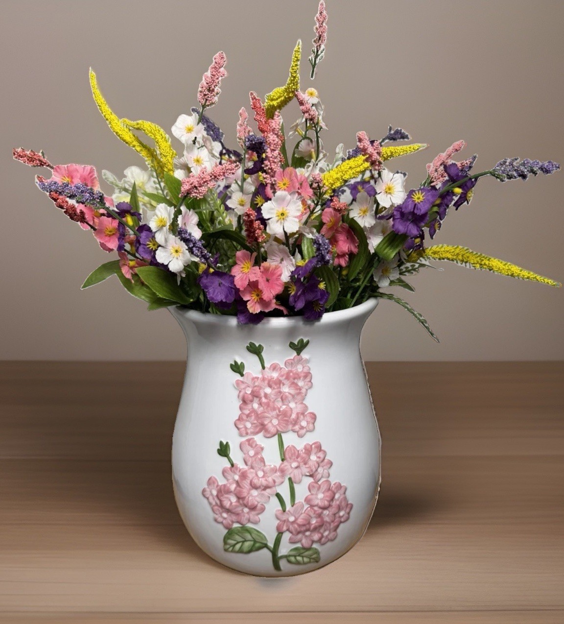 Martha Stewart Pink Hydrangea 3D Embossed Floral Vase Retired Flowers Included