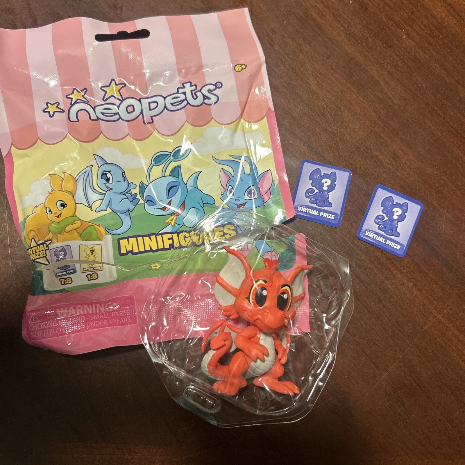 Draik - Neopets Minifigure by PhatMojo WITH  2 CODES 