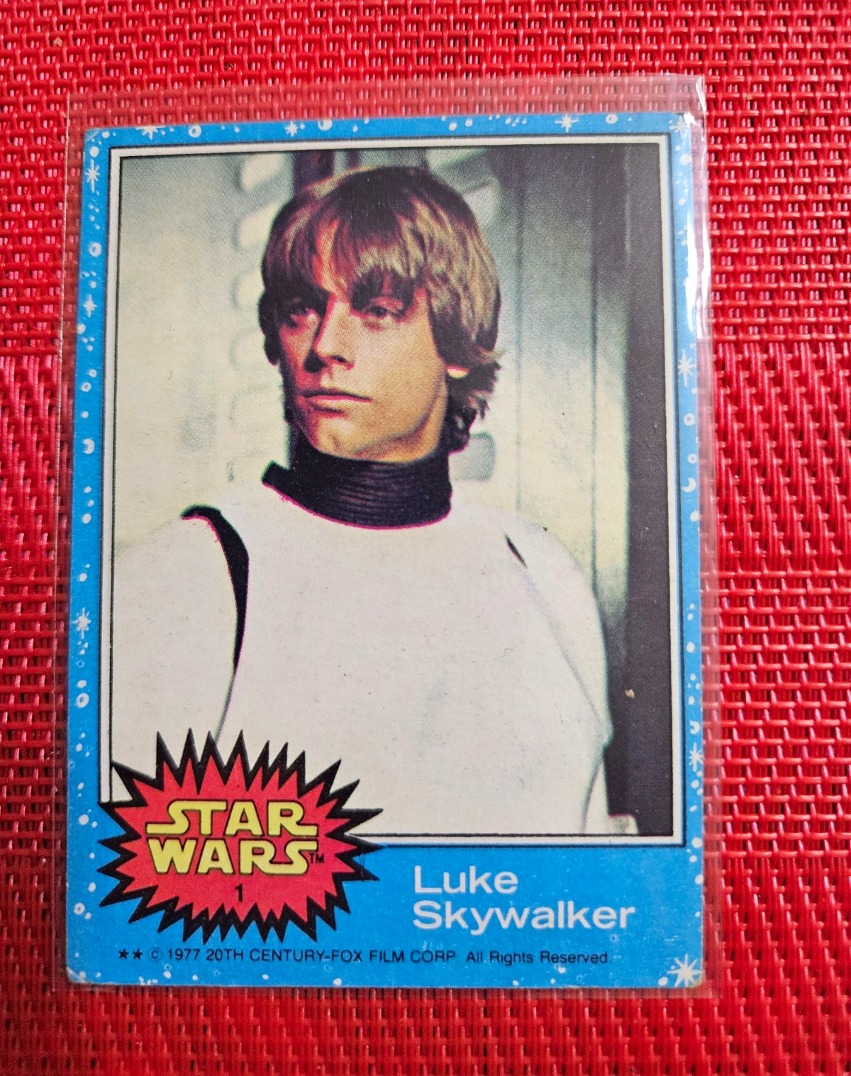 1977 Topps Star Wars Series 1 Blue Border Card #1 Luke Skywalker