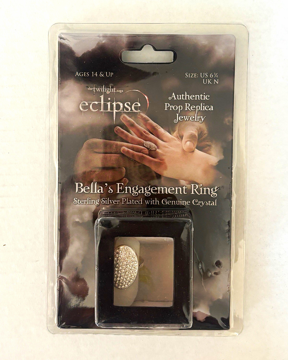 NECA The Twilight Saga Eclipse Bella\'s Engagement Ring Prop Replica Jewelry