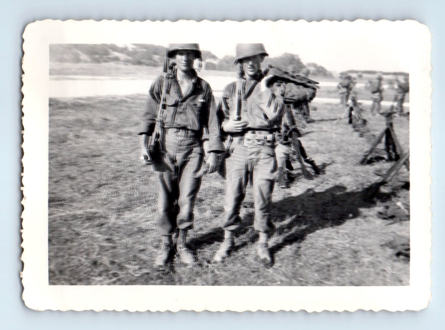 Old Vintage Photo ARMY MEN SOLDIERS IN FIELD RIFLE GUN HELMET FOUND SNAPSHOT