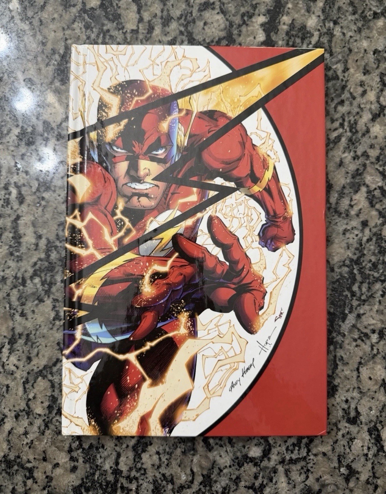 Absolute Flashpoint HC Slipcase DC Comics Geoff Johns Andy Kubert Hardcover