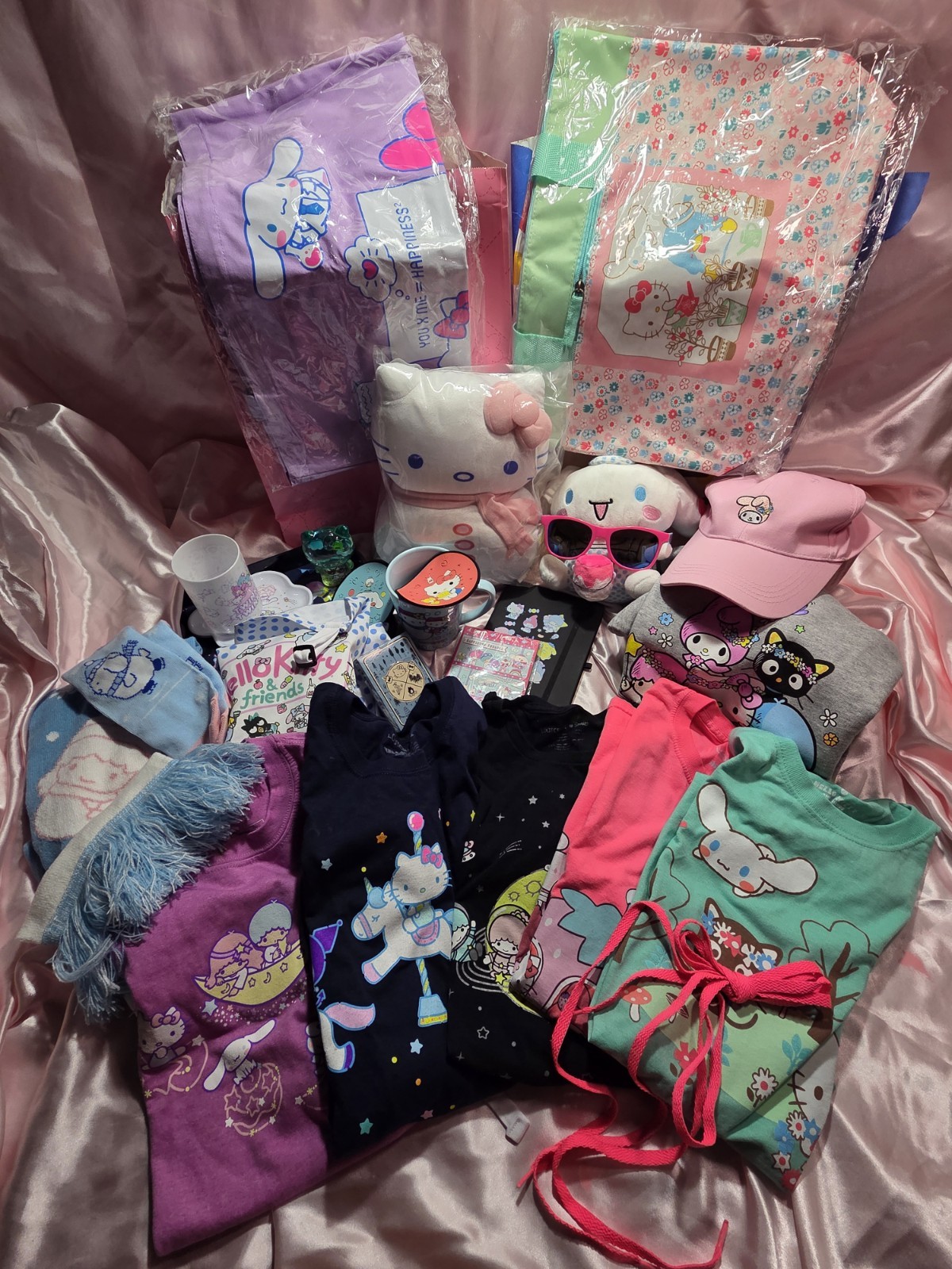 ☆HK EXCLUSIVE VINTAGE LOT☆all items are new /LOOT CRATE