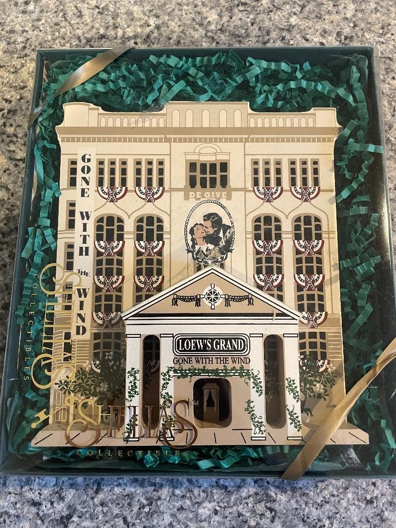 Sheila's Collectibles Gone with the Wind Loew's Grand~1995~In Original Box