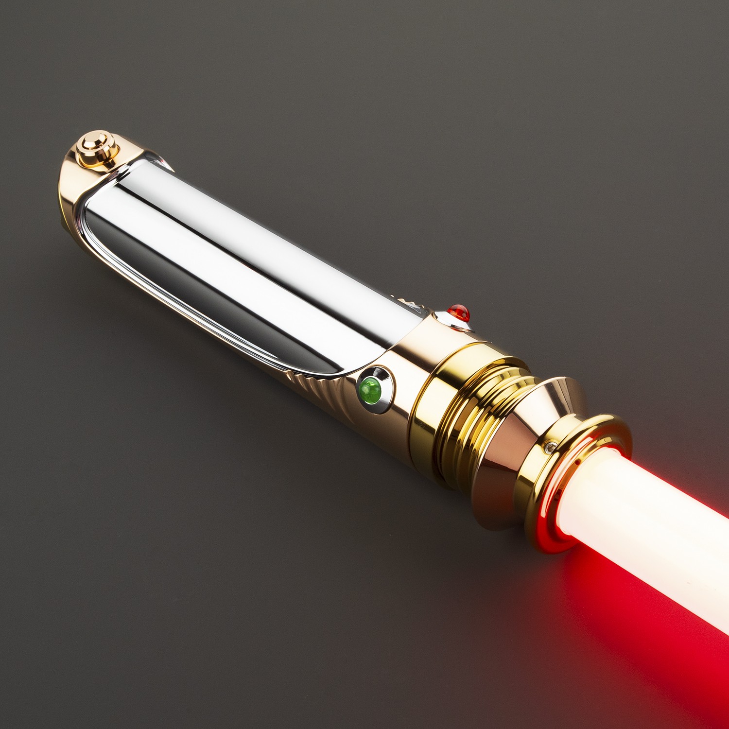 Star Wars The Emperor Palpatine Lightsaber Replica Force FX Dueling Rechargeable