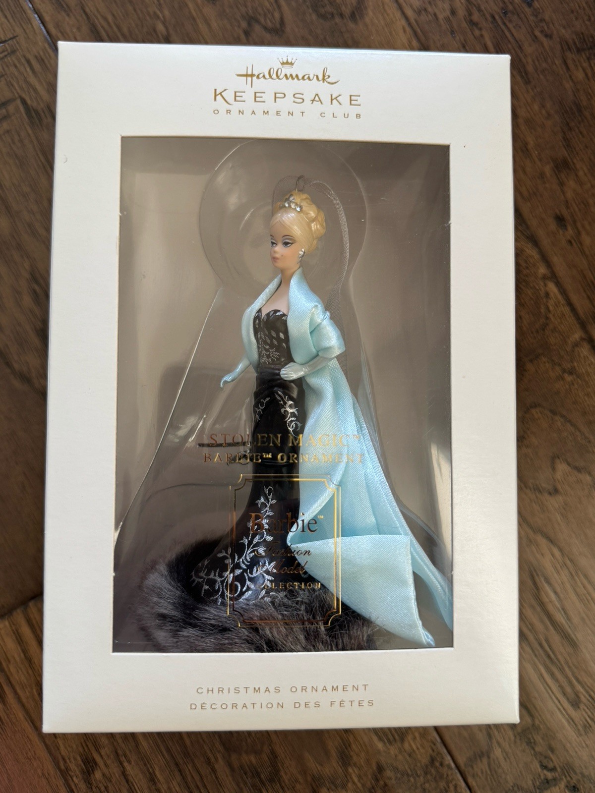 HALLMARK 2006 STOLEN MAGIC FASHION MODEL PORCELAIN BARBIE ORNAMENT