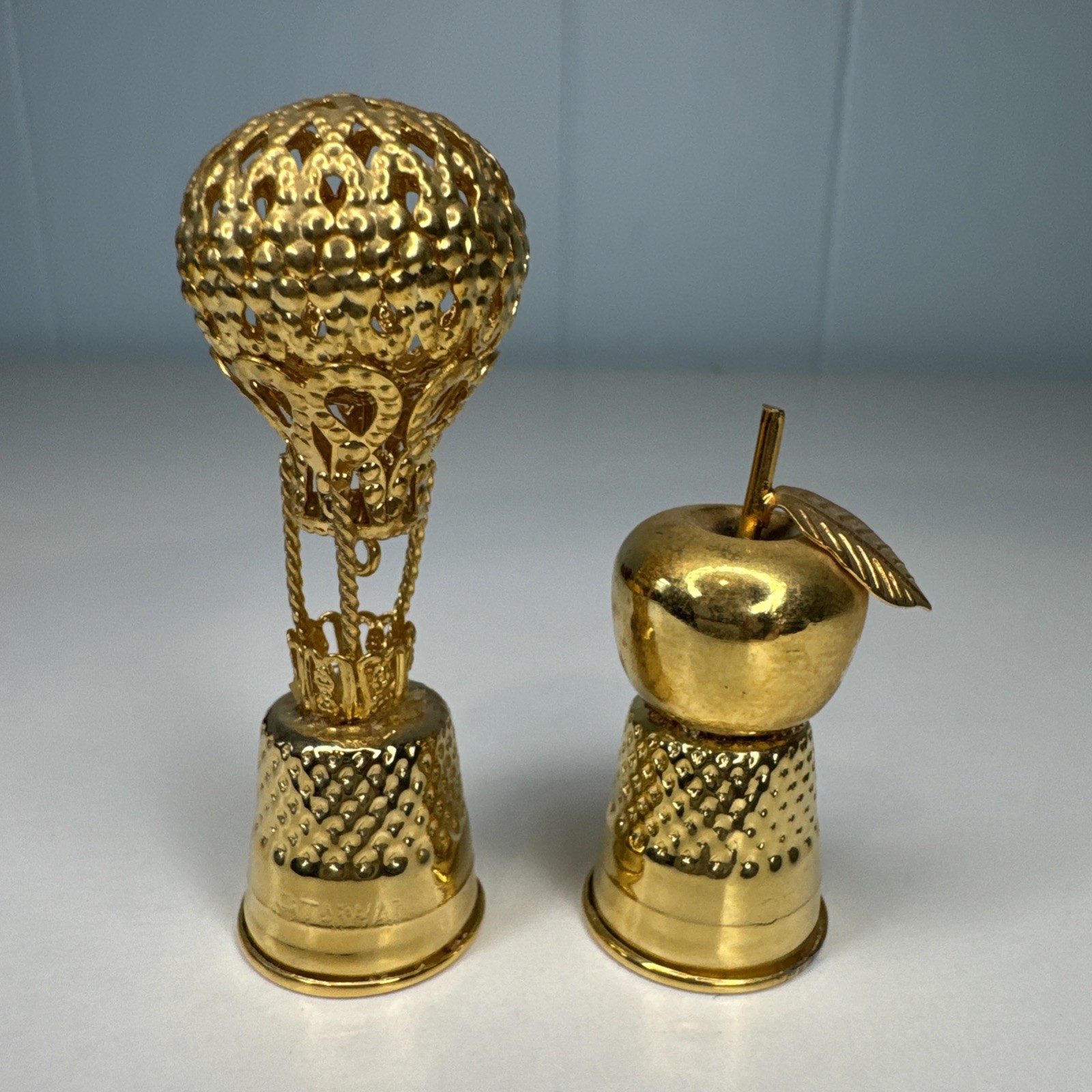 2 THIMBLES Apple & Hot Air Balloon Gold Plated