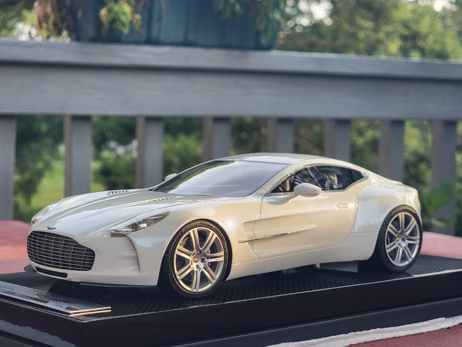 1/18 Tecnomodel Aston Martin One-77 On Carbon Base Resin Model Car (Please Read)