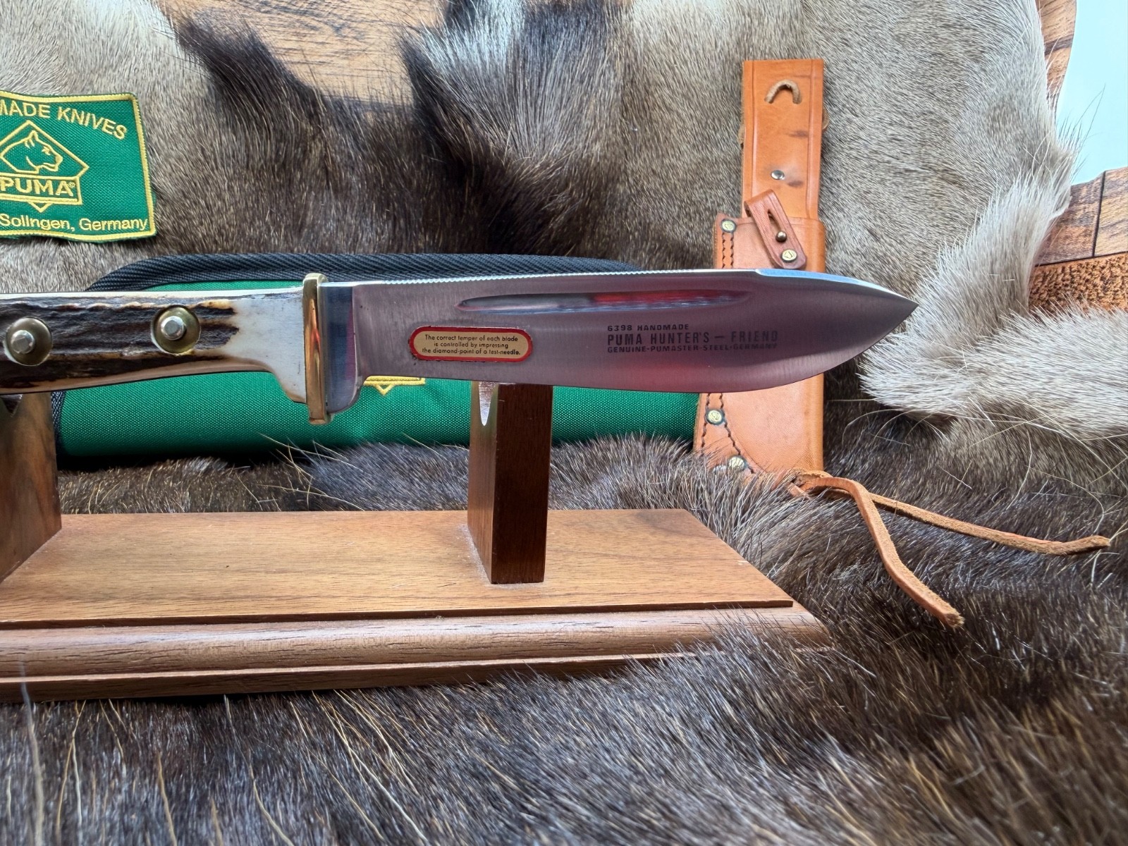 1971 Vintage Puma 6398 Hunter's Friend Knife Stag Handles Mint Green Puma Pouch