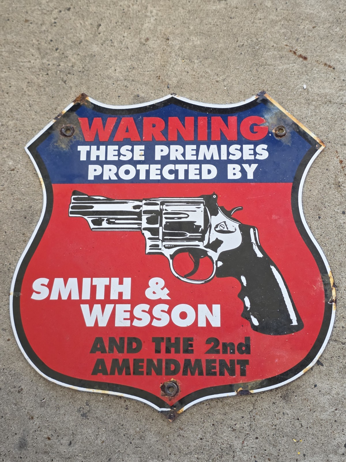  VINTAGE SMITH & WESSON PORCELAIN GAS STATION PUMP SIGN 11