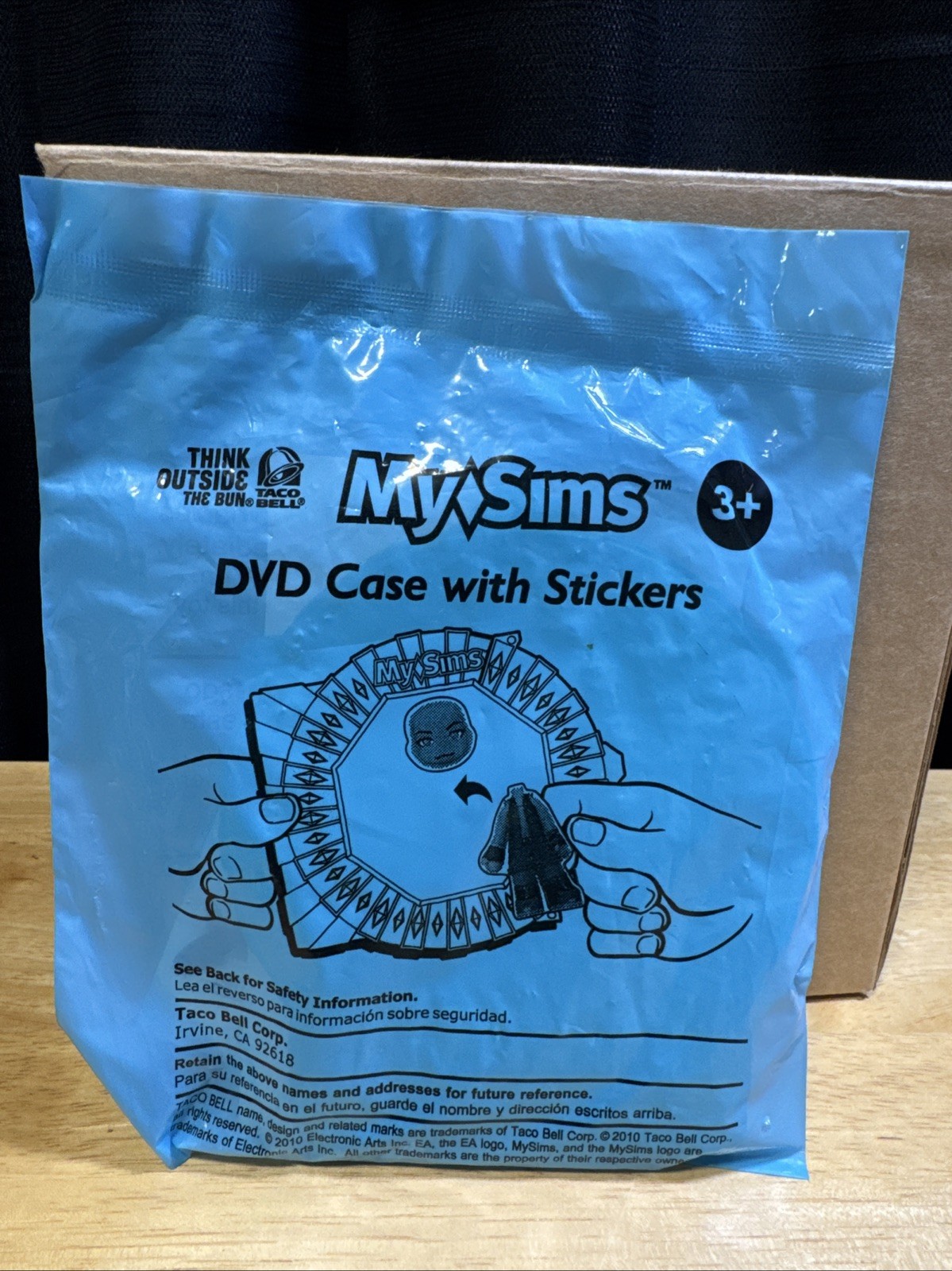 TACO BELL Think Outside The Bun Taco Bell My Sims DVD Case With Stickers 2010 3+