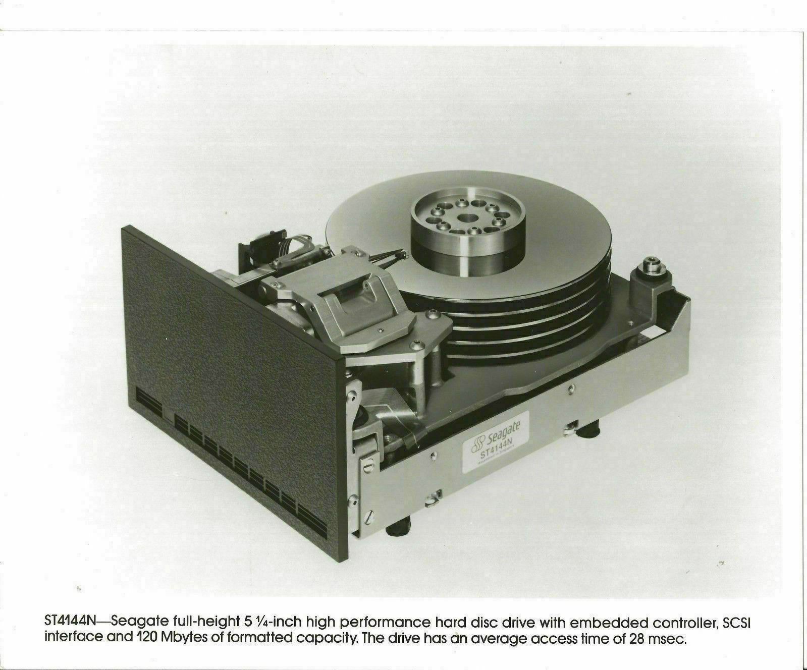 ITHistory PHOTO  (1980s) SEAGATE ST4144N FullHeight 5.25\