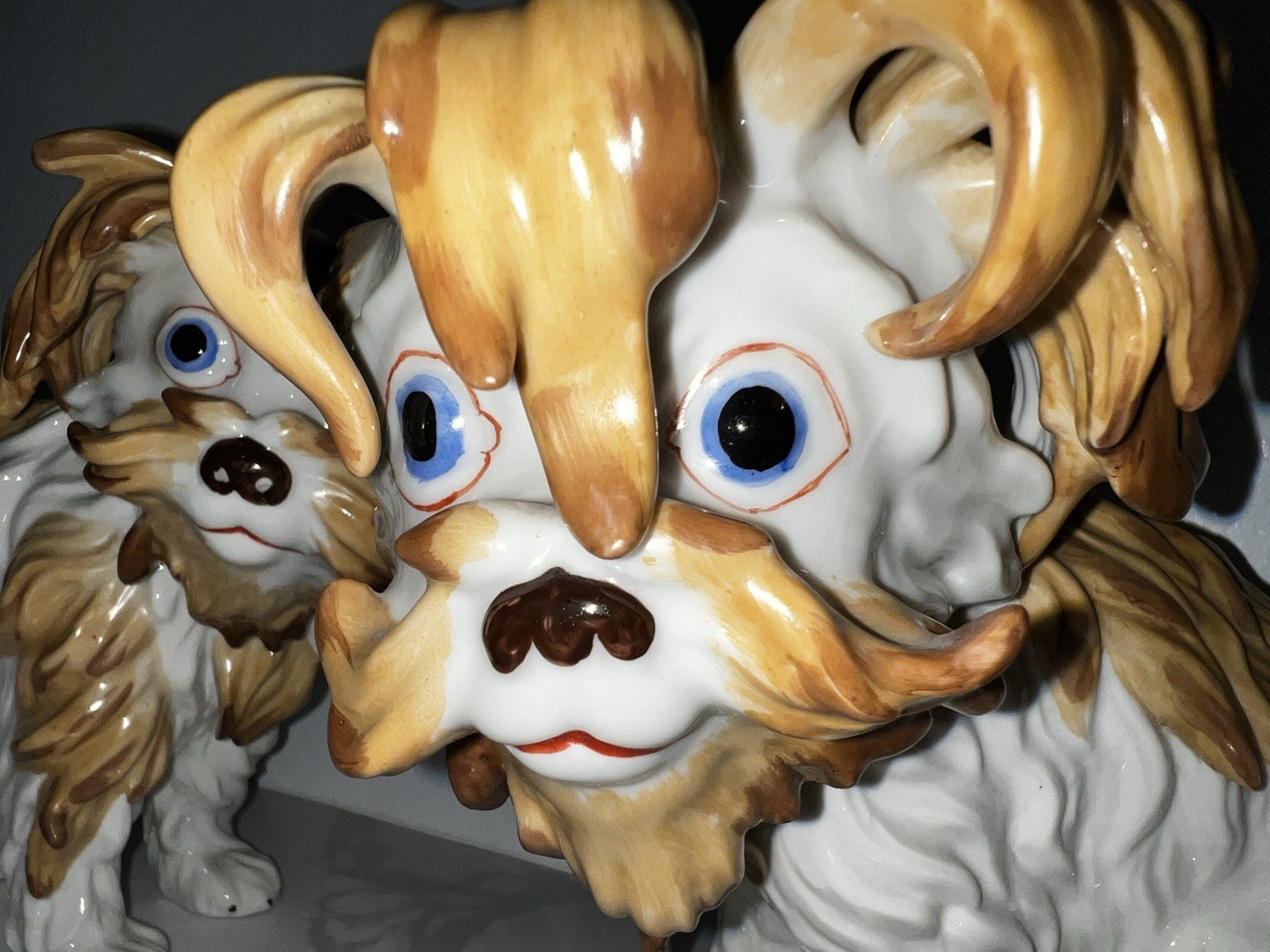 Vintage Mottahedeh Stately Homes Chatsworth Terriers Pair Rare 1990s Italy Mint