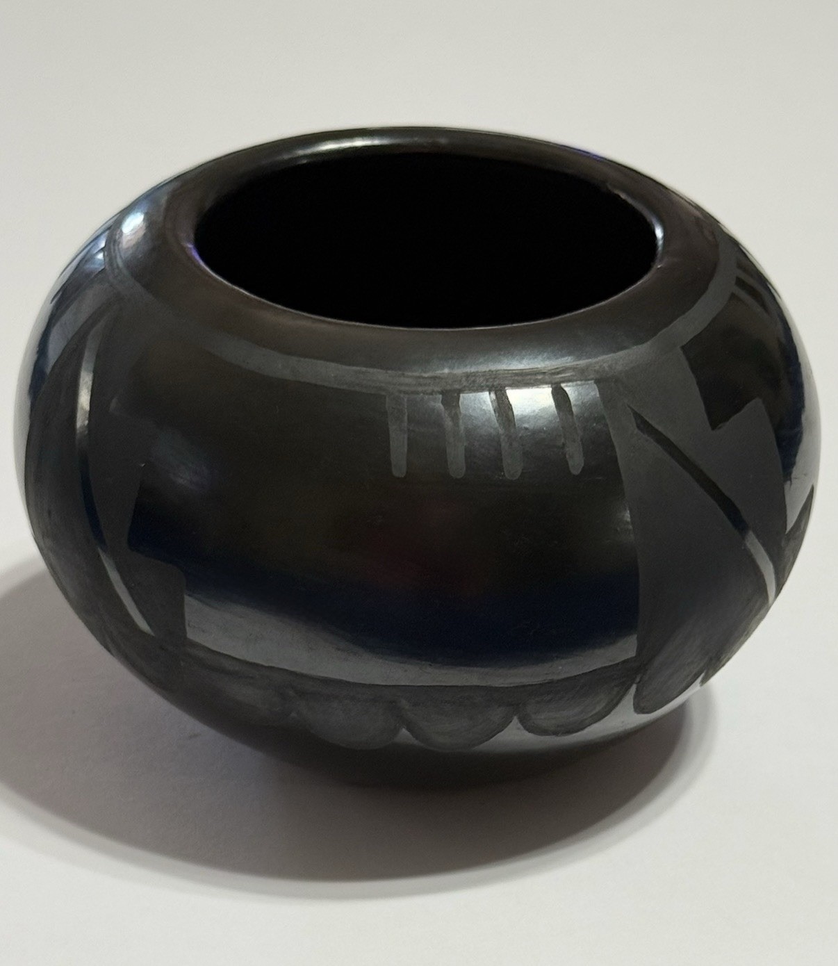Vntg Signed Donicia & Juan Tafoya San Ildefonso Pottery Jar Pot Native Southwest