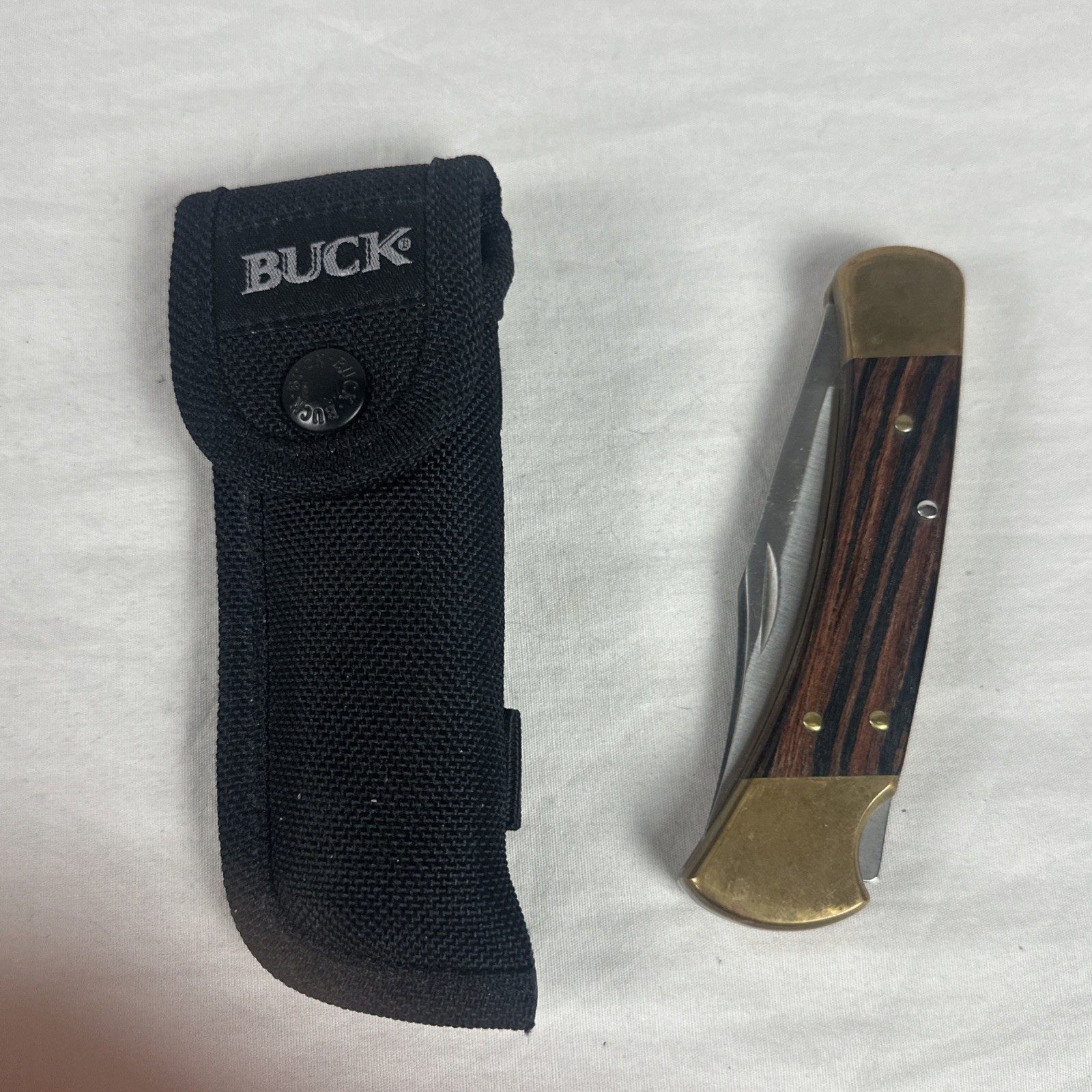 Buck 110 T Lock Back 2003  Wood Handle Single Blade Pocket Knife With Sheath