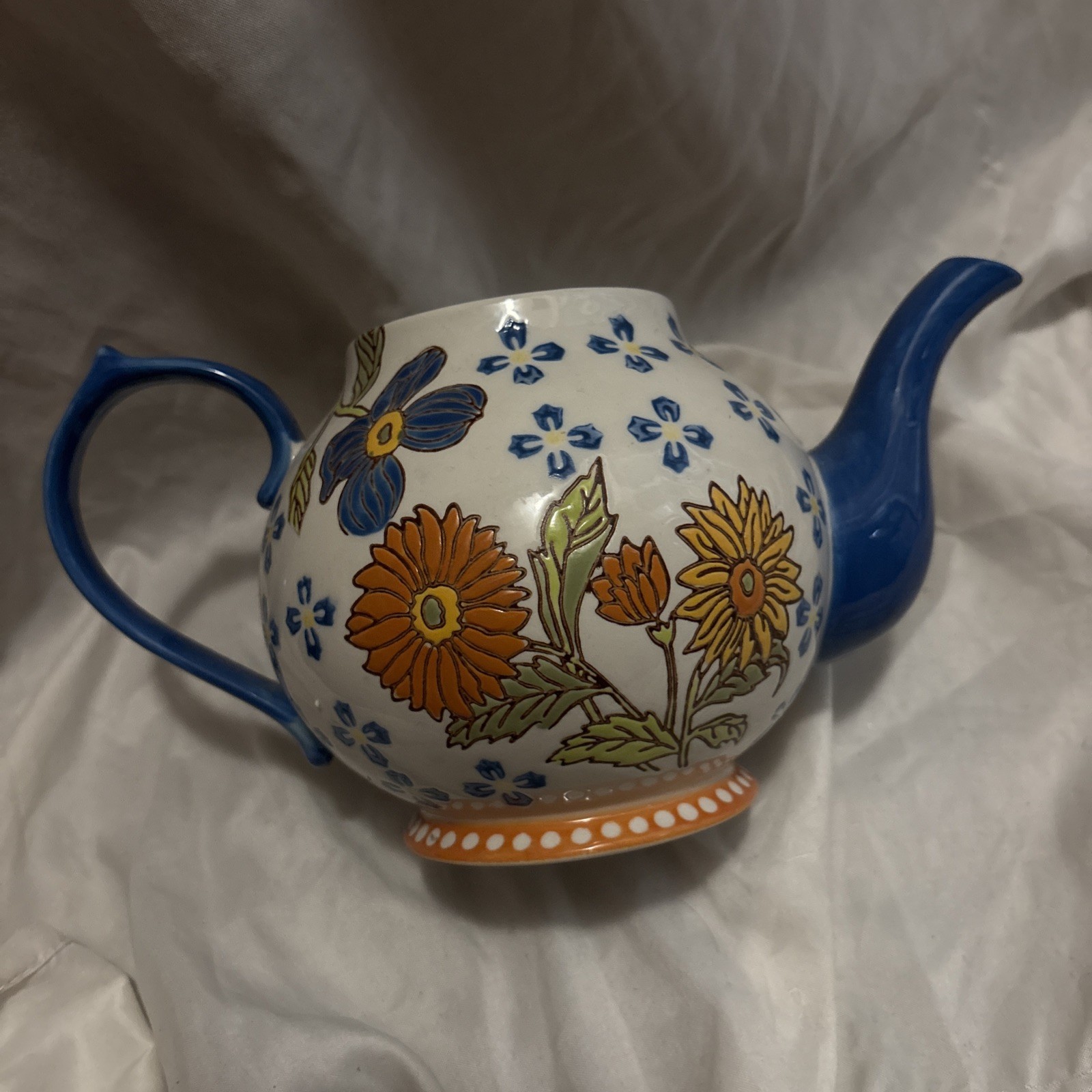  Artistic Accents Coastline Imports  Teapot, no lid