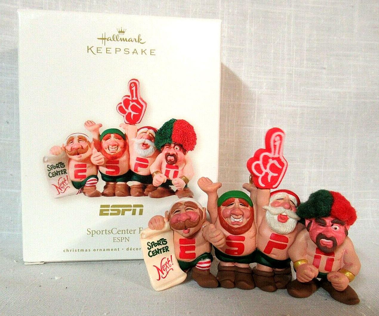 Hallmark 2008 Ornament ~ SportsCenter Fans ~ ESPN
