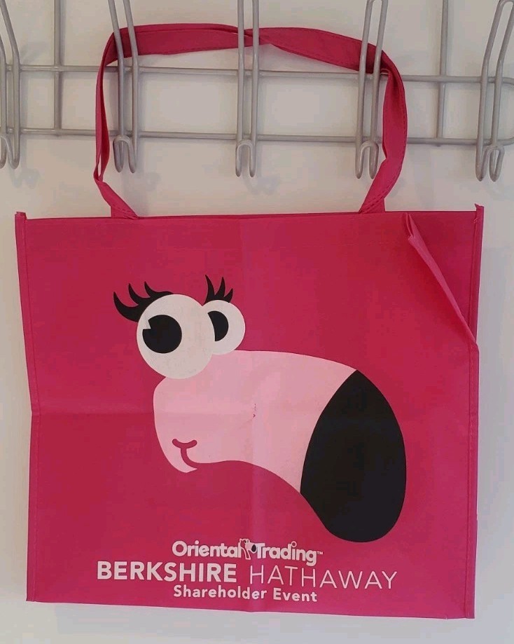 2023 Berkshire Hathaway Annual Meeting Tote Bag Warren Buffett Omaha