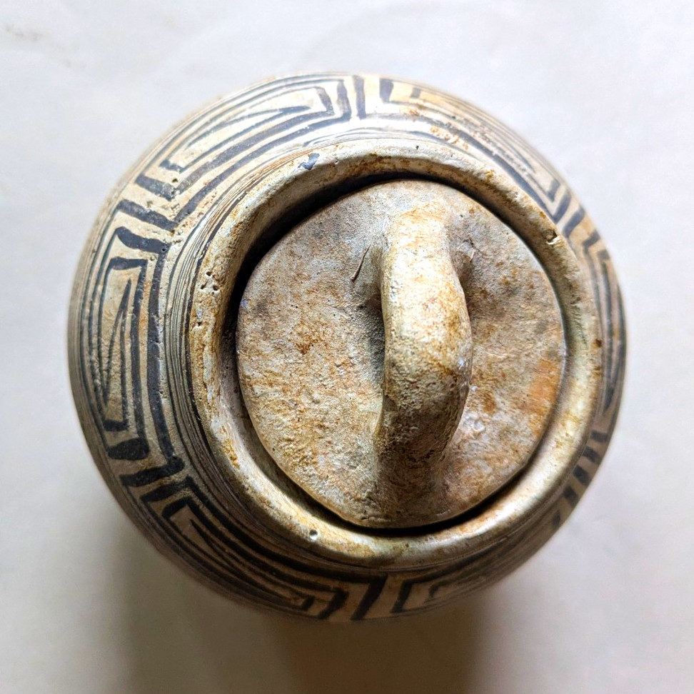 Vintage Ancestral Pueblo Anazazi replica Black on White Pottery signed by RSC