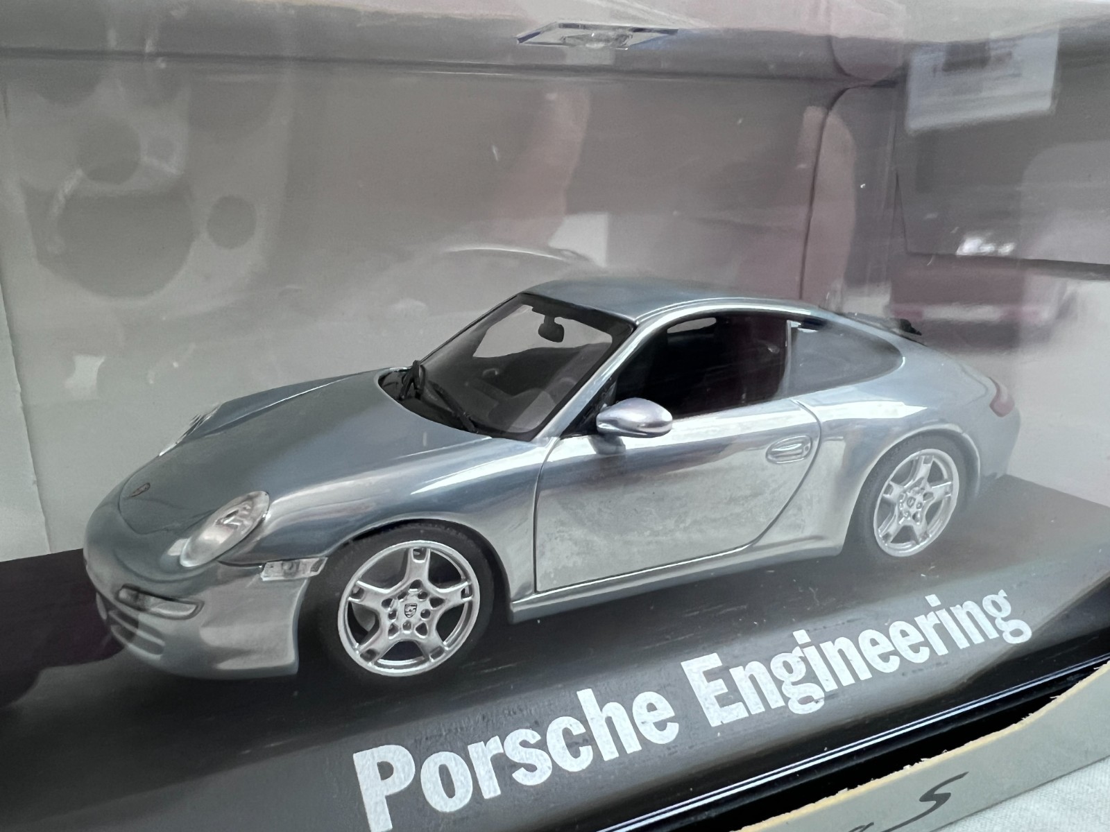 1/43 Minichamps Very Rare Porsche Engineering Dealer Promo Chrome Porsche 911