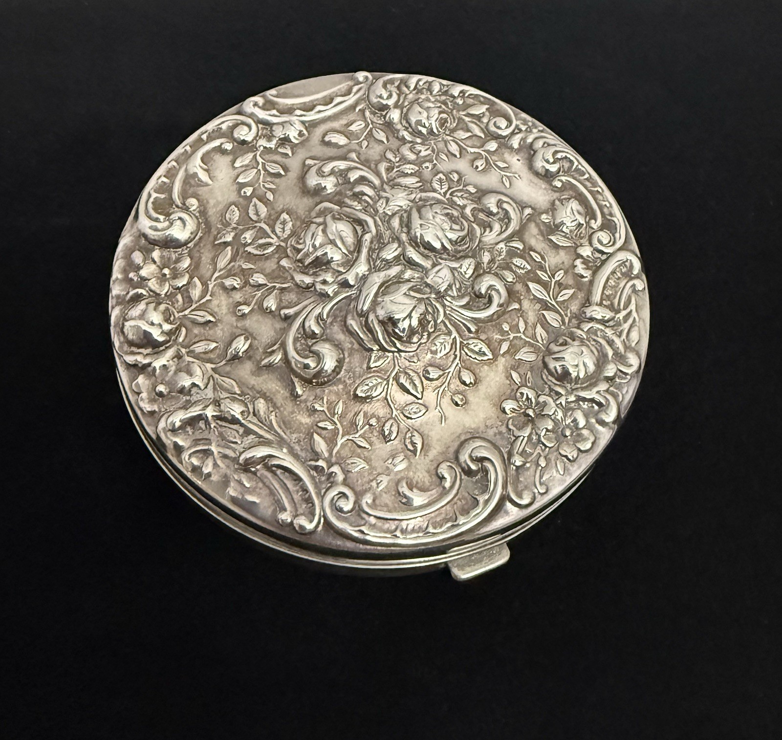 Vintage Gorham YC1864 Silver Plated Compact Purse Mirror Rose Repousse Ornate