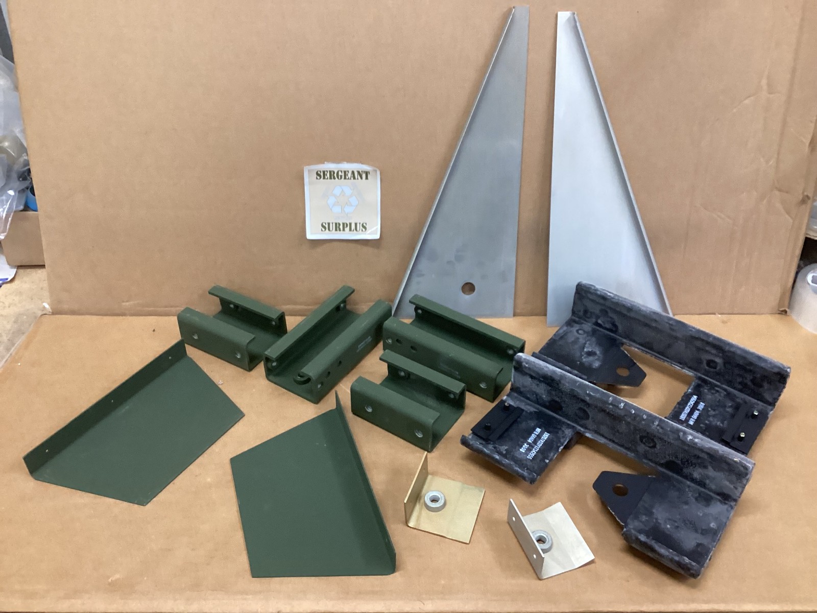 HMMWV seat belt 3pt. LH/RH front kit pn#SS-HSB3PT