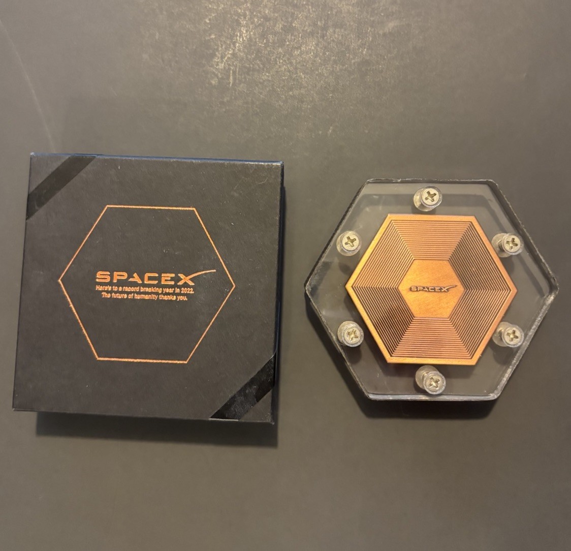 RARE SPACEX AUTHENTIC EMPLOYEE COLLECTIBLE MEDALLION - BRONZE 2022 MILESTONES