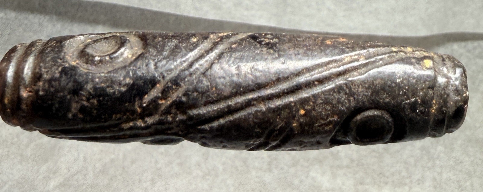 Tibetan Rare 6 Eye Asteroid Hand Carved Dzi Bead, Kundalini, Magnetic Talisman🔥