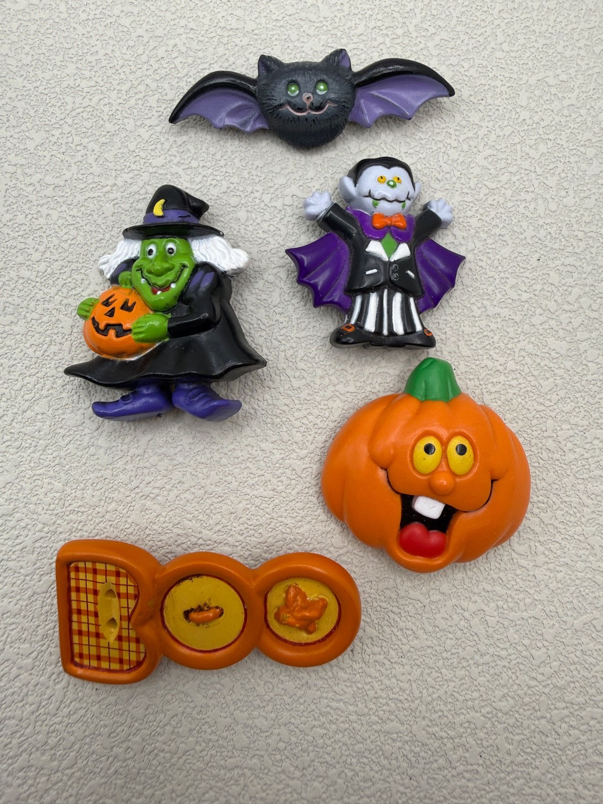 Lot Halloween Pins Brooch  4 Russ 1 Hallmark  Bat Vampire Witch Pumpkin BOO