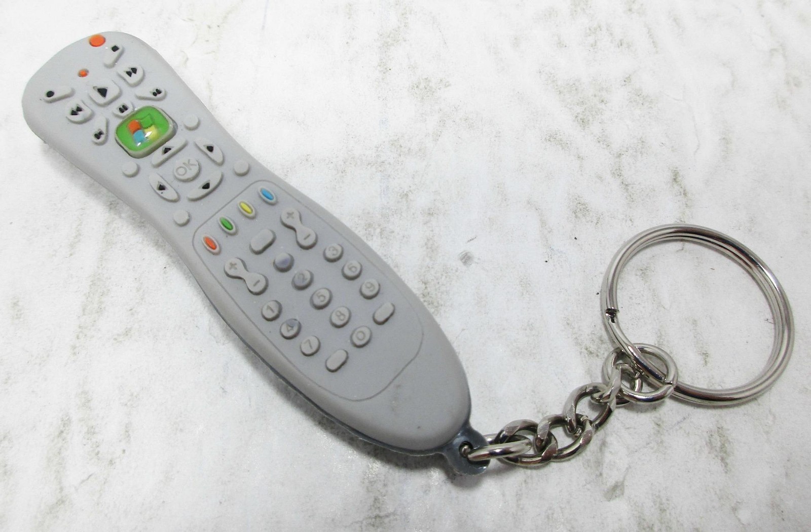 Microsoft Windows XP Media Center Edition Remote Control 3